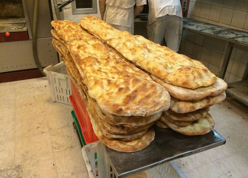Pizza & Mortazza (pizza bianca con mortadella)